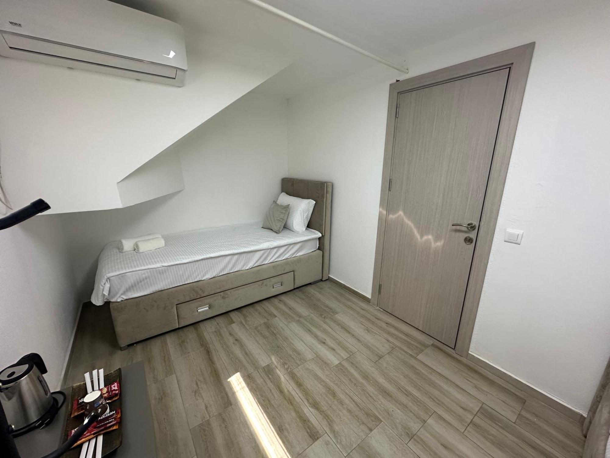 Next Rooms Üsküp Dış mekan fotoğraf