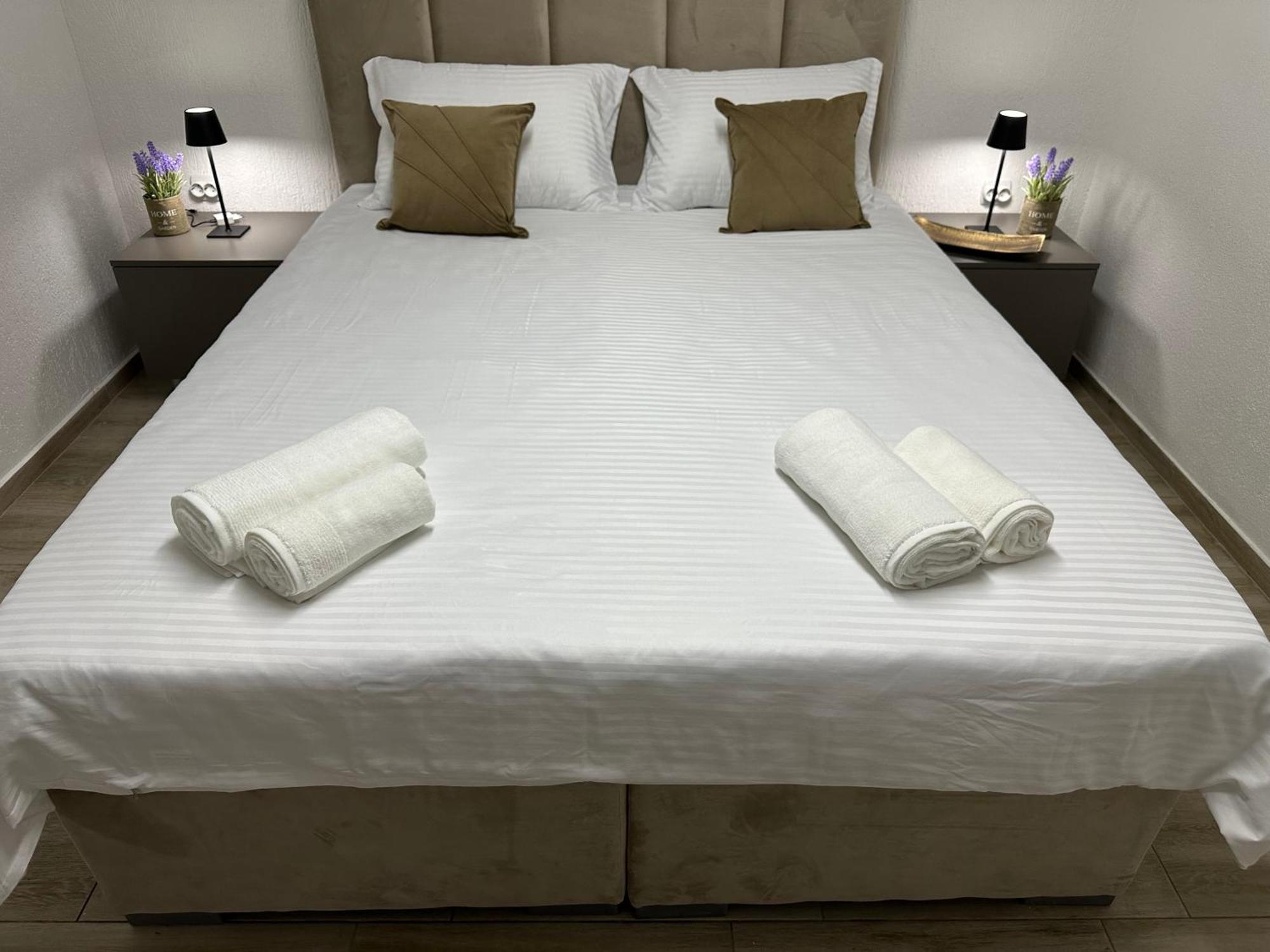 Next Rooms Üsküp Dış mekan fotoğraf